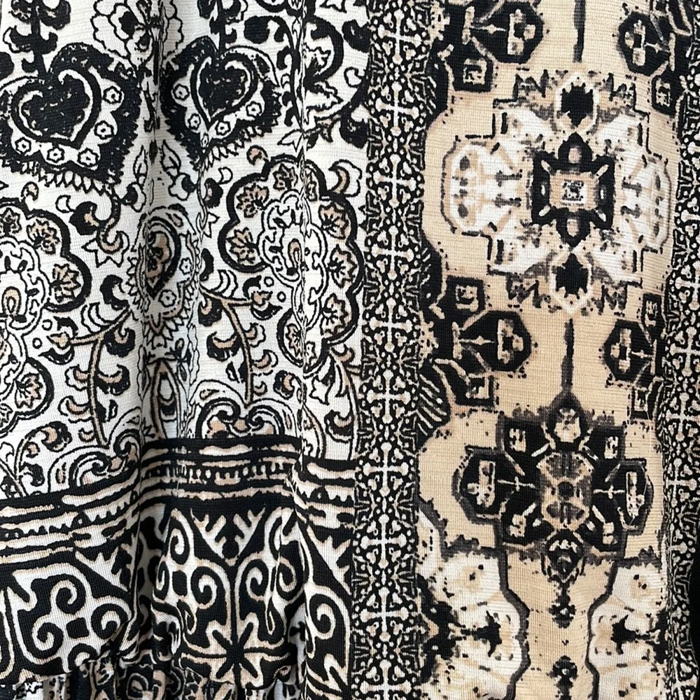 Three Pink Hearts maxi dress black white and tan size small